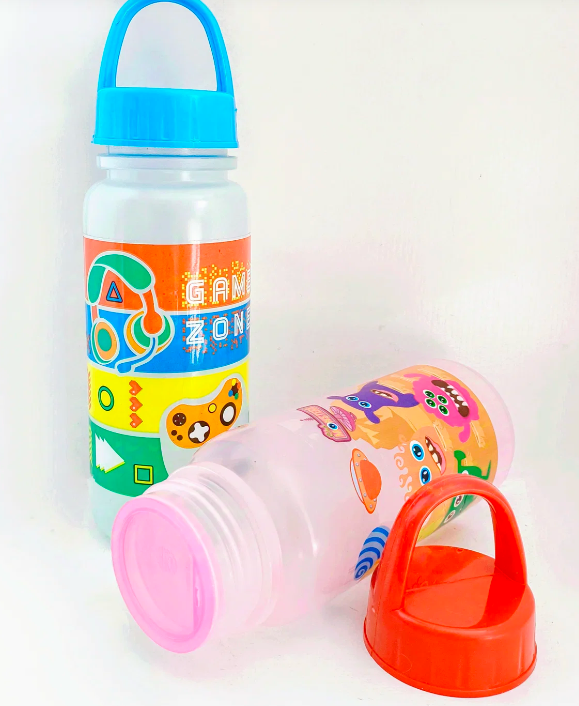 602 - Botella Infantil con Tapa